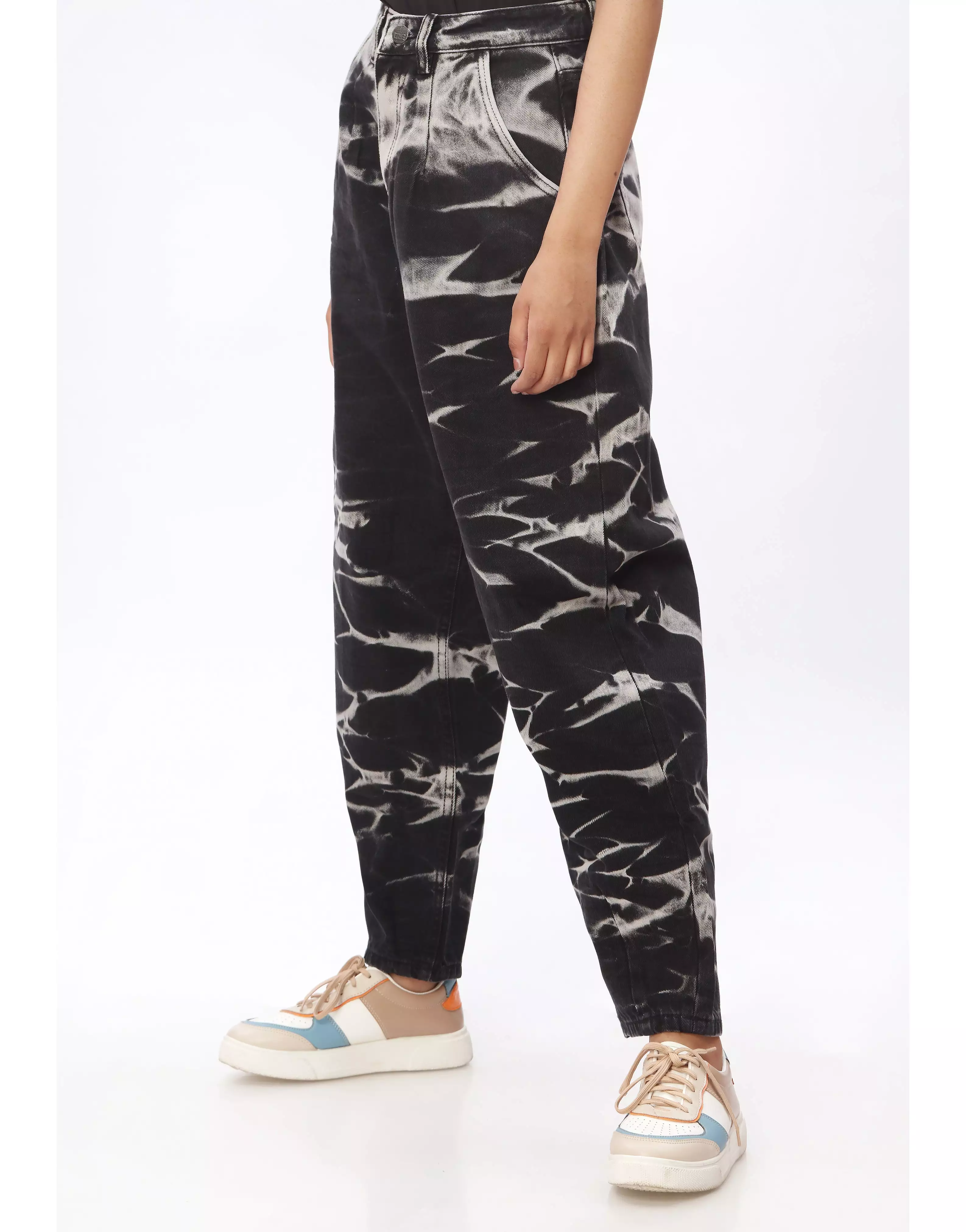 High Rise Tie Died Mom Jeans in Black & Grey