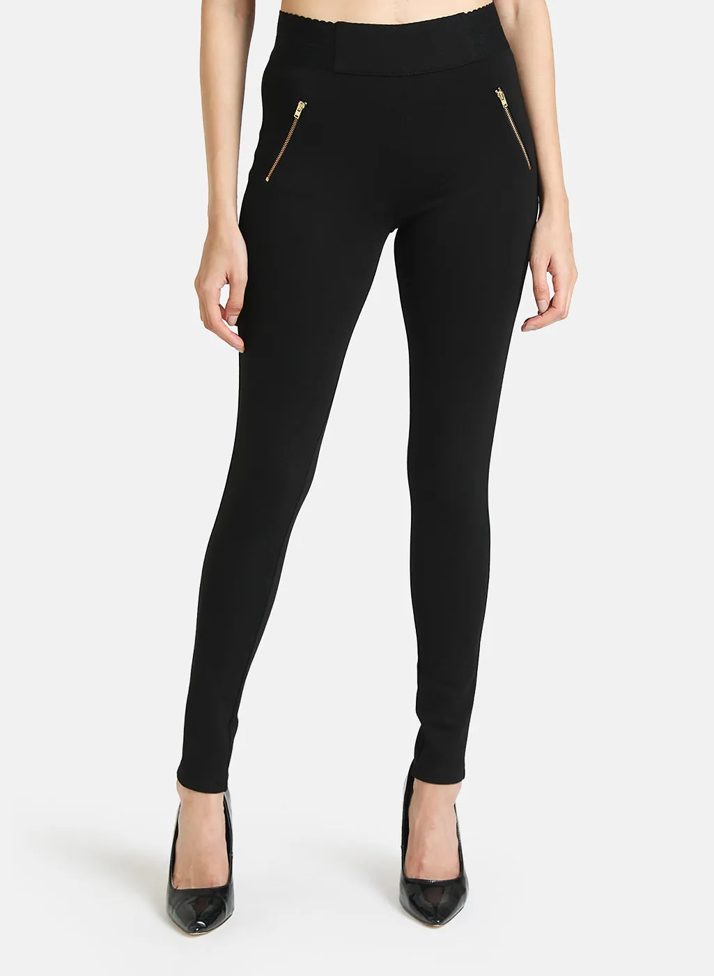 Jegging With Zipper Detail At Pocket