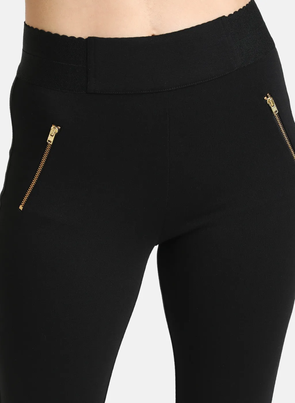 Jegging With Zipper Detail At Pocket